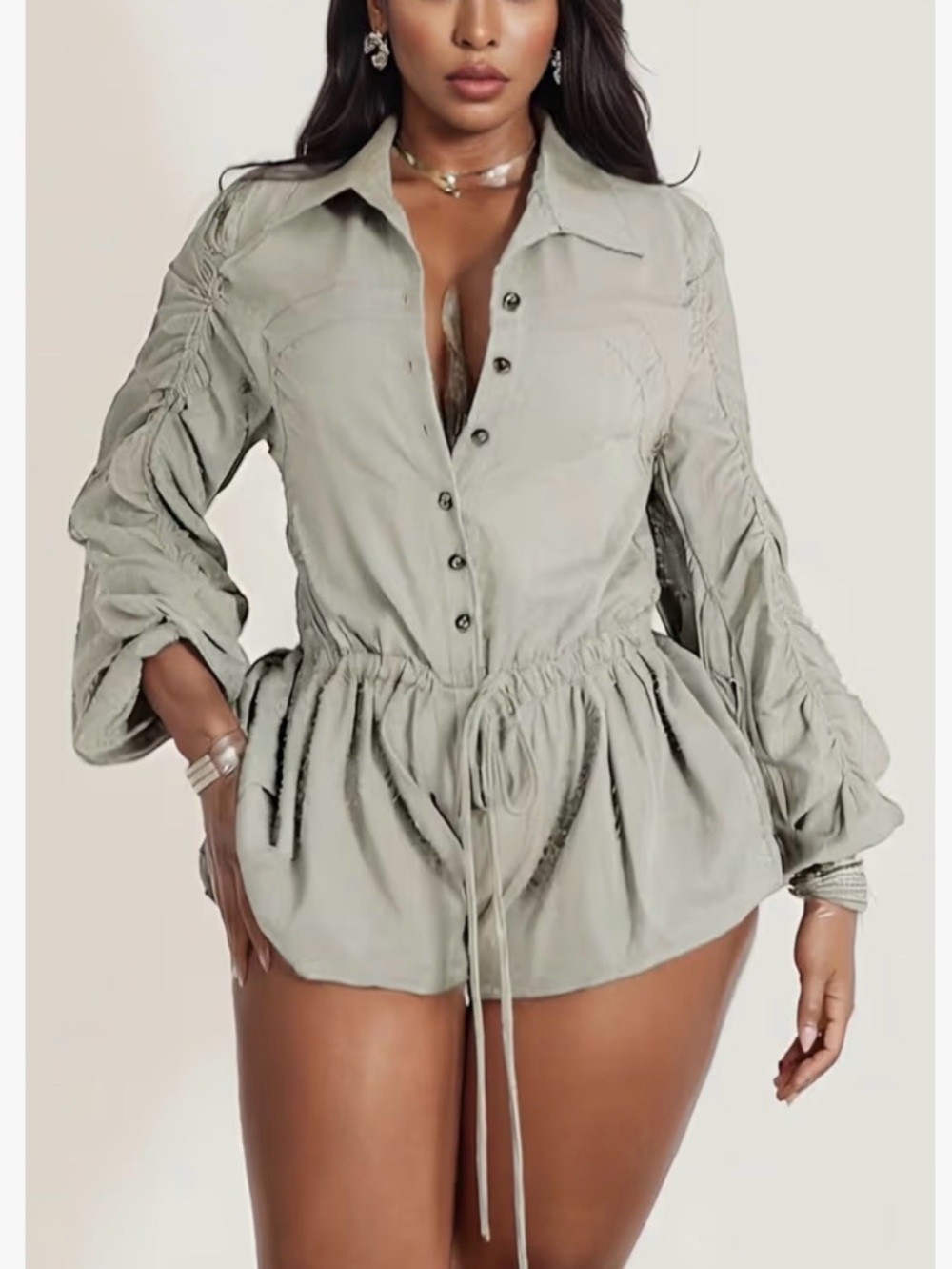 Adorable bubble romper MAKE SURE YOU READ DESCRIPTION color is a light gray